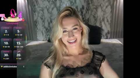 Snapshot of dulcinea_2 chatting on 18, 11, 2025 dulcinea 2 online show from 18, 11, 2025