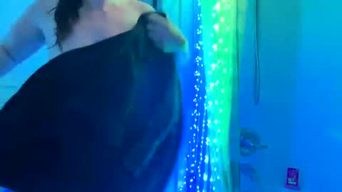 dumbgirl5150 online show from 11, 2, 2025