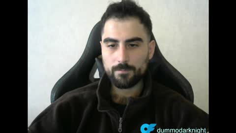 Snapshot of dummodarknight chatting on 31, 10, 2025 The Dark Knight online show from 31, 10, 2025