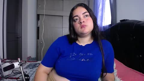 Nicole   online show from 1, 12, 2025