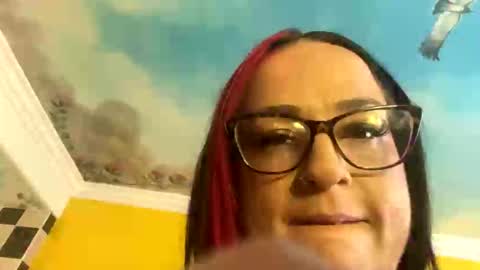 Snapshot of dumpster4u chatting on 12, 4, 2026 dumpster4u online show from 12, 4, 2026