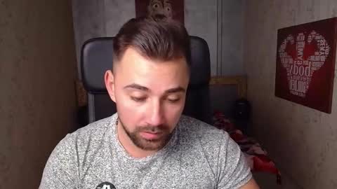 Snapshot of duncanstones chatting on 2, 12, 2024 DuncanStone online show from 2, 12, 2024