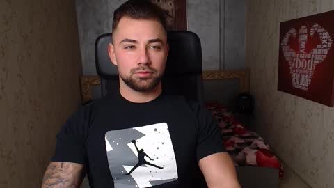 Snapshot of duncanstones chatting on 6, 12, 2024 DuncanStone online show from 6, 12, 2024