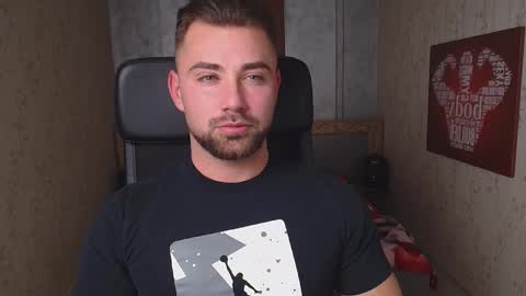 Snapshot of duncanstones chatting on 6, 12, 2024 DuncanStone online show from 6, 12, 2024