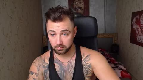 Snapshot of duncanstones chatting on 12, 12, 2024 DuncanStone online show from 12, 12, 2024