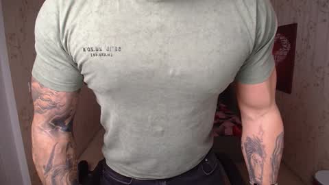 Snapshot of duncanstones chatting on 24, 12, 2024 DuncanStone online show from 24, 12, 2024