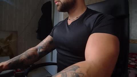 Snapshot of duncanstones chatting on 6, 1, 2025 DuncanStone online show from 6, 1, 2025