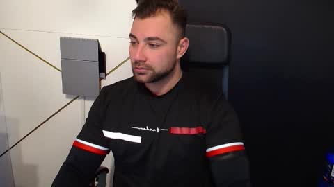 Snapshot of duncanstones chatting on 19, 9, 2025 DuncanStone online show from 19, 9, 2025