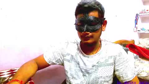 dusky_aarav online show from 24, 11, 2025