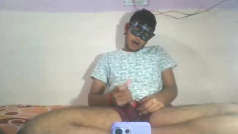 dusky_aarav online show from 14, 12, 2025