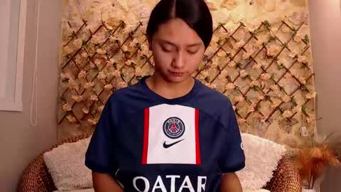 duskybeautyy online show from 3, 2, 2026