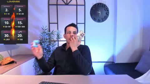 Dustin Sonne online show from 22, 10, 2025