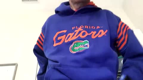 Snapshot of dustinthesweettalker chatting on 17, 12, 2024 Dustinthesweettalker online show from 17, 12, 2024