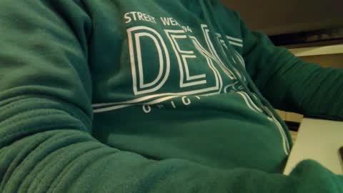 Snapshot of dutchgameboy chatting on 15, 11, 2025 dutchgameboy online show from 15, 11, 2025