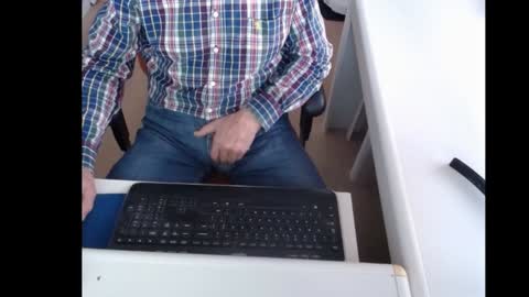 dutchpornking2 online show from 13, 1, 2025