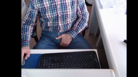 dutchpornking2 online show from 14, 1, 2025