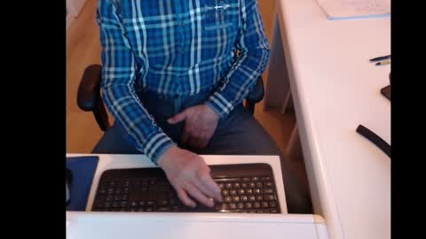 dutchpornking2 online show from 16, 1, 2025