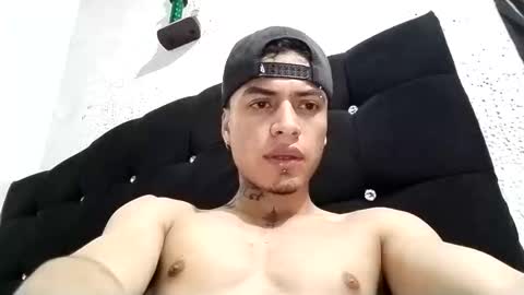 Snapshot of duvanarleyy chatting on 27, 9, 2025 duvanarleyy online show from 27, 9, 2025