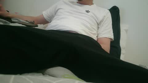 dy22__ online show from 19, 2, 2025