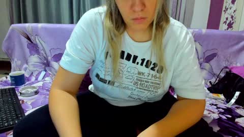 dayana online show from 4, 12, 2024