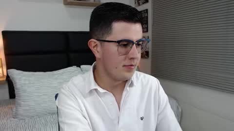  DYLAN SANTIAGO  online show from 31, 1, 2026