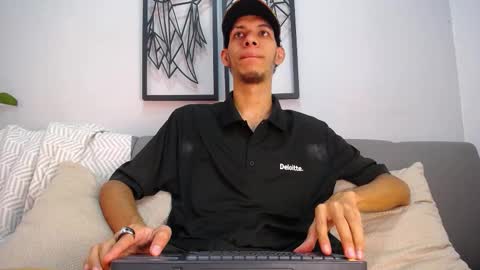 dylan_scotts online show from 23, 9, 2025
