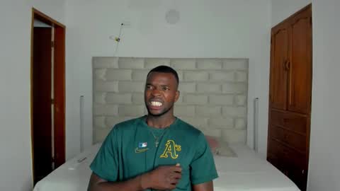 Dylan Taylor online show from 9, 2, 2026