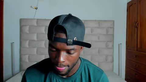 Dylan Taylor online show from 15, 2, 2026