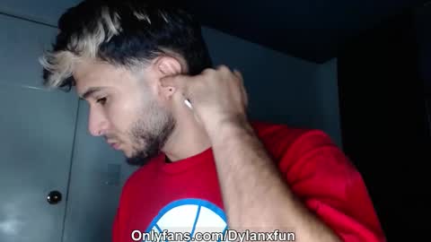 Snapshot of dylanxfun chatting on 20, 3, 2026 dylanxfun online show from 20, 3, 2026