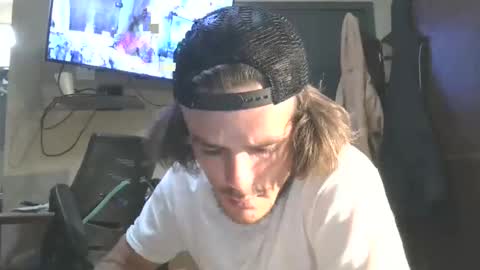 Snapshot of dylp400 chatting on 3, 11, 2025 dylp400 online show from 3, 11, 2025