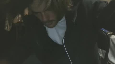 Snapshot of dylp400 chatting on 10, 11, 2025 dylp400 online show from 10, 11, 2025