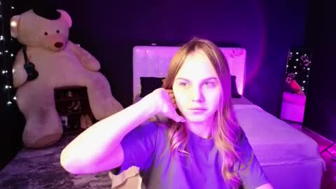 Snapshot of dyna_bae chatting on 13, 11, 2025 Dyna online show from 13, 11, 2025