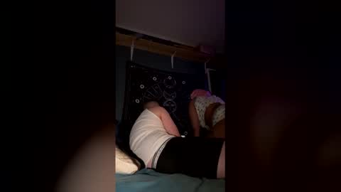 dyshaychick online show from 4, 4, 2026