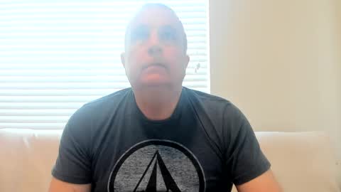 Snapshot of e_rectiom chatting on 24, 2, 2025 Mr Wonderful online show from 24, 2, 2025