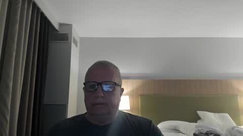 Snapshot of e_rectiom chatting on 25, 9, 2025 Mr Wonderful online show from 25, 9, 2025