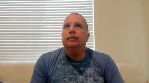 Snapshot of e_rectiom chatting on 5, 12, 2025 Mr Wonderful online show from 5, 12, 2025