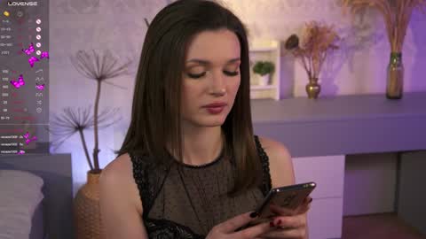 Eva online show from 3, 2, 2025