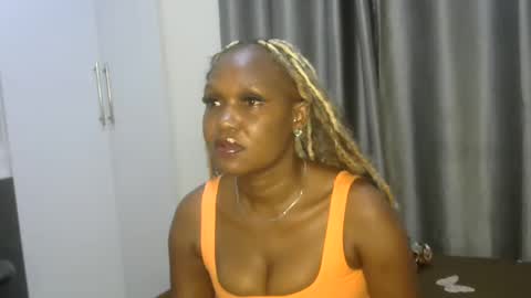east_queen online show from 28, 1, 2025