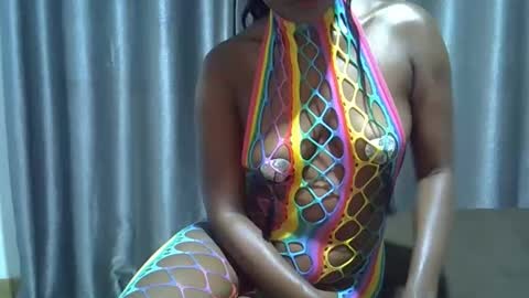 east_queen online show from 12, 9, 2025