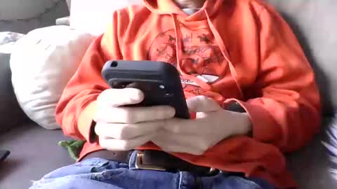 Snapshot of easylog chatting on 12, 10, 2025 easylog online show from 12, 10, 2025