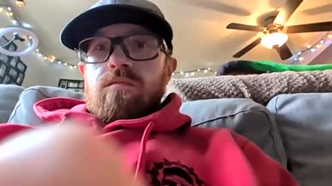 Snapshot of easylog chatting on 9, 11, 2025 easylog online show from 9, 11, 2025