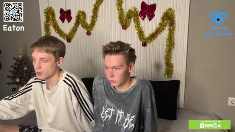 Snapshot of eaton_ chatting on 6, 1, 2026 eaton_ online show from 6, 1, 2026