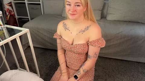 Custom content and video calls are available as well  online show from 21, 10, 2025