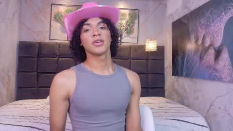 Snapshot of eboneycurly chatting on 8, 9, 2025 eboneycurly online show from 8, 9, 2025