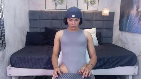 Snapshot of eboneycurly chatting on 13, 9, 2025 eboneycurly online show from 13, 9, 2025