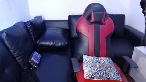 Snapshot of ebony_amazing chatting on 27, 10, 2025 ebony_amazing online show from 27, 10, 2025