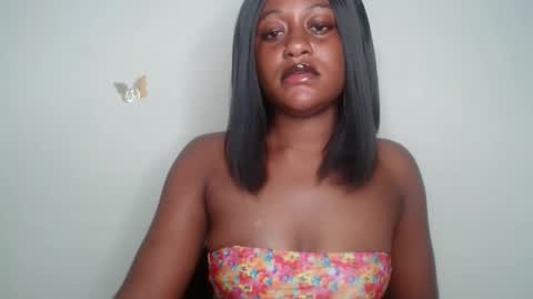 Ella online show from 5, 10, 2025