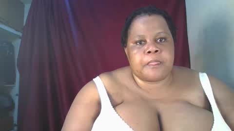 ebony_magixs online show from 19, 10, 2025