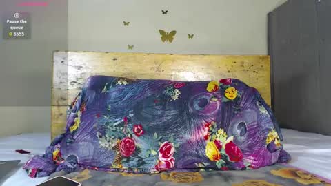 EBONY PETITE online show from 26, 10, 2025