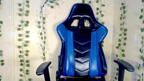 Snapshot of ebony_petite02 chatting on 7, 12, 2024 ebony_petite02 online show from 7, 12, 2024